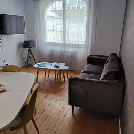 Tatil Evi La Citadine Maison De Avec Garage