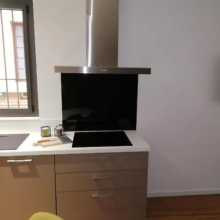 La Citadine Maison De Avec Garage